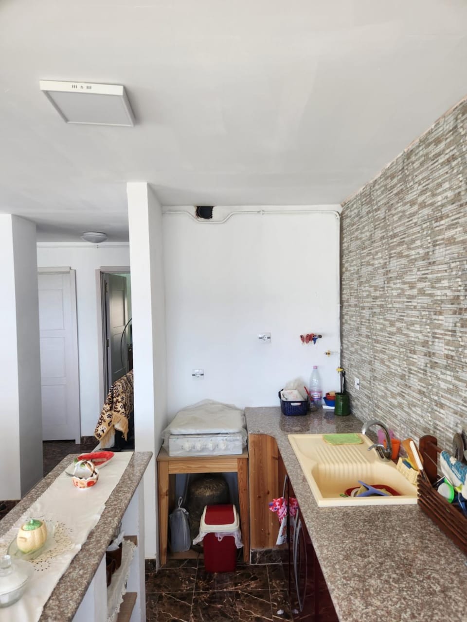 Kitchen or kitchenette