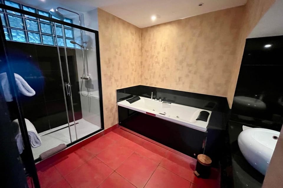 Shower, Bathroom, Bath