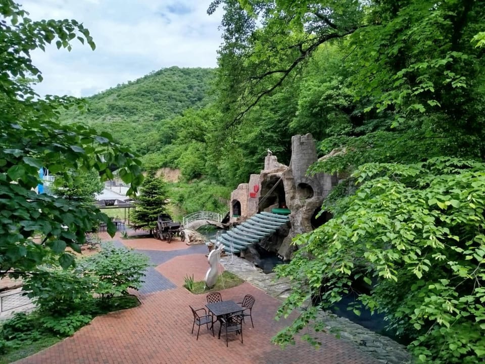 Winery GRANELI Apartment in Georgia