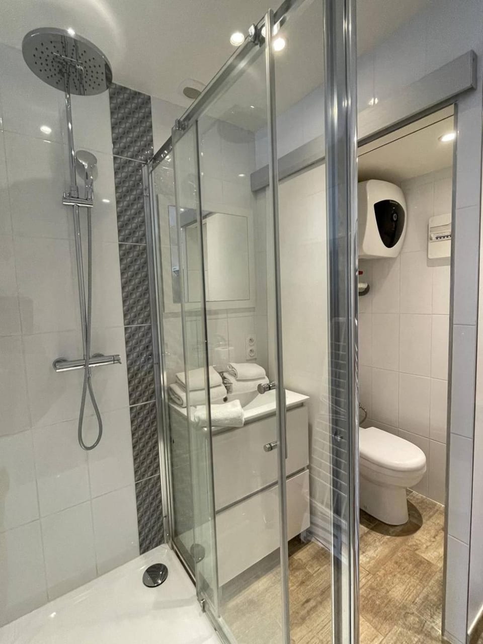 Shower, Toilet, Bathroom