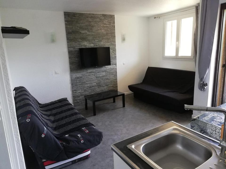 T2 log entier Porticcio 35m piscine-mer-resto 400m Apartment in Ajaccio