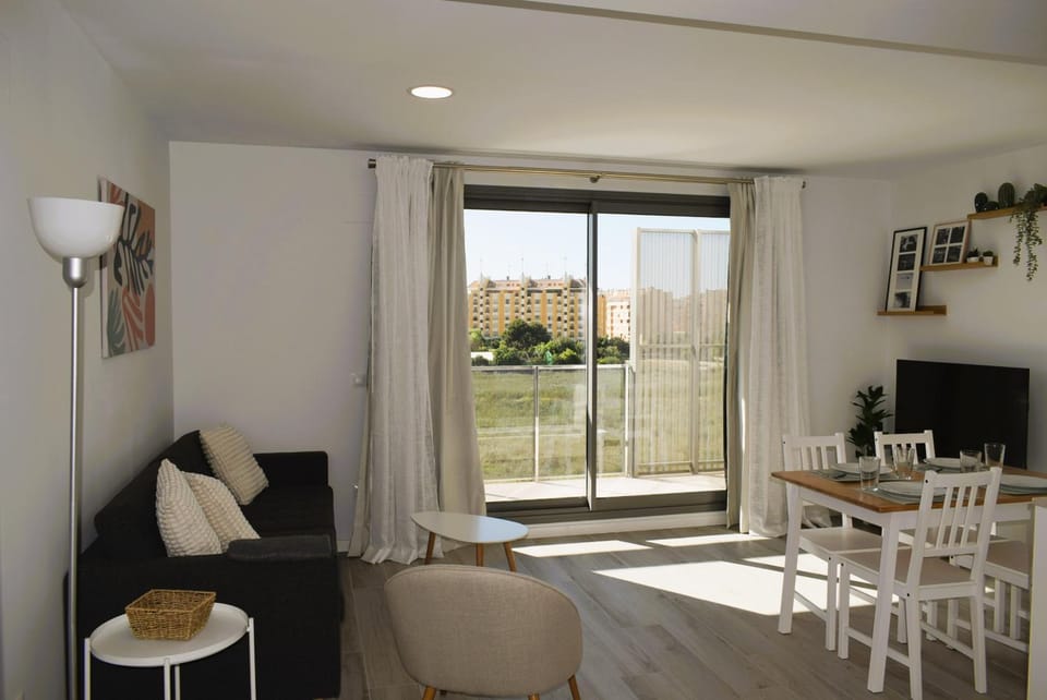 View (from property/room), Living room, Dining area