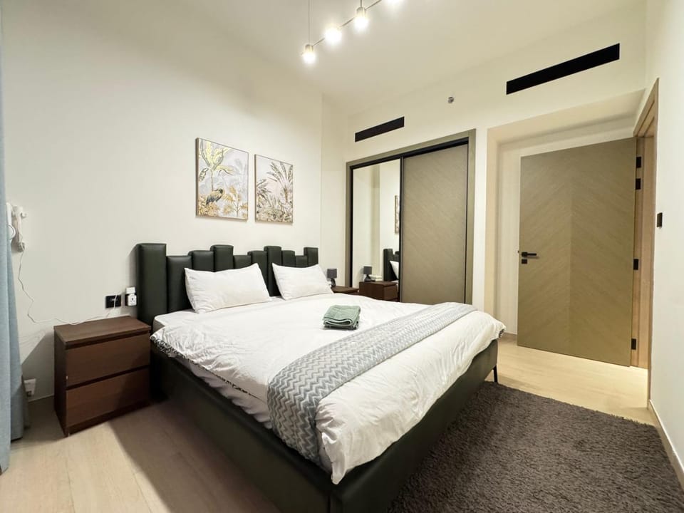 DVR 1BR Apartment Available in Binghatti Corner Apartment in Dubai