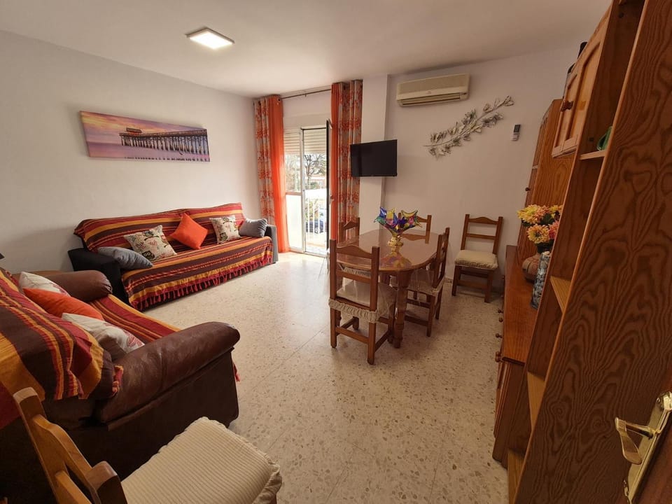 Living room, air conditioner