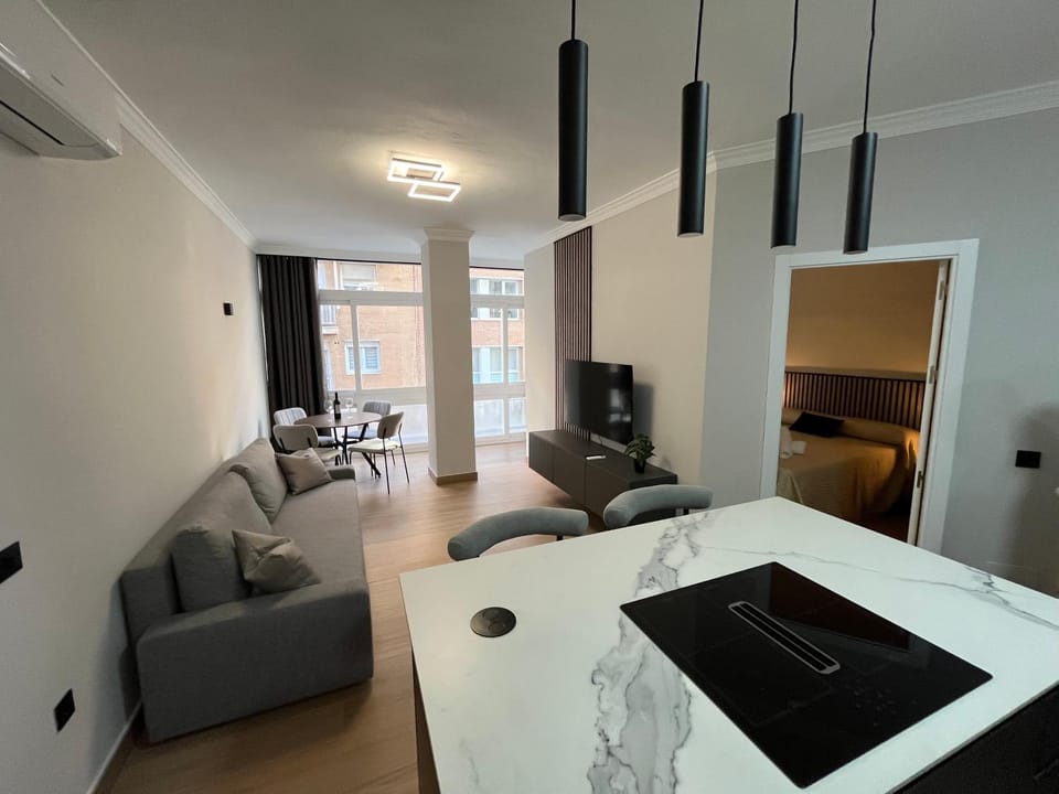 TV and multimedia, Living room, Dining area