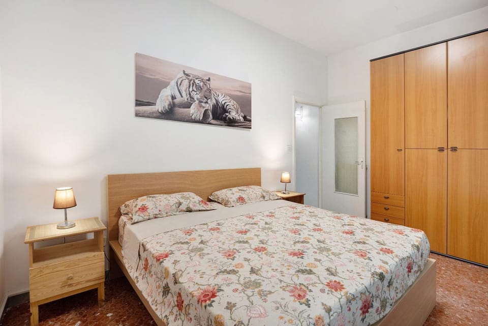 Living room, Bedroom