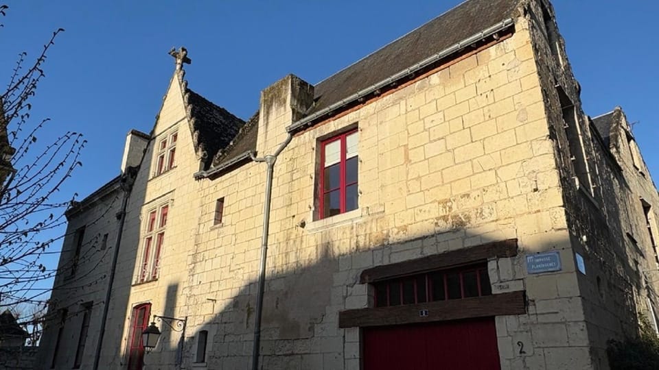 Property building, Day
