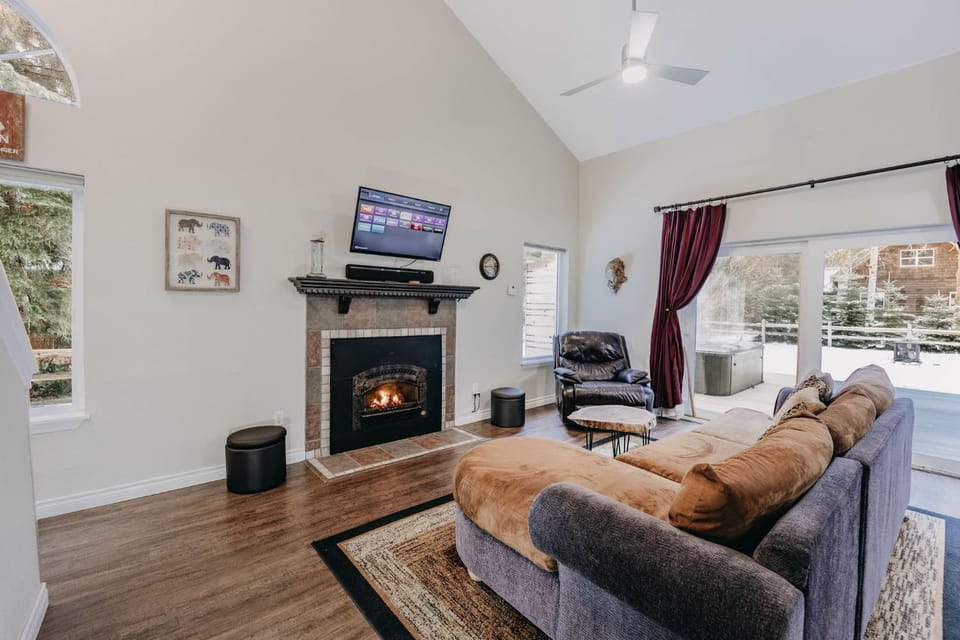 Day, Decorative detail