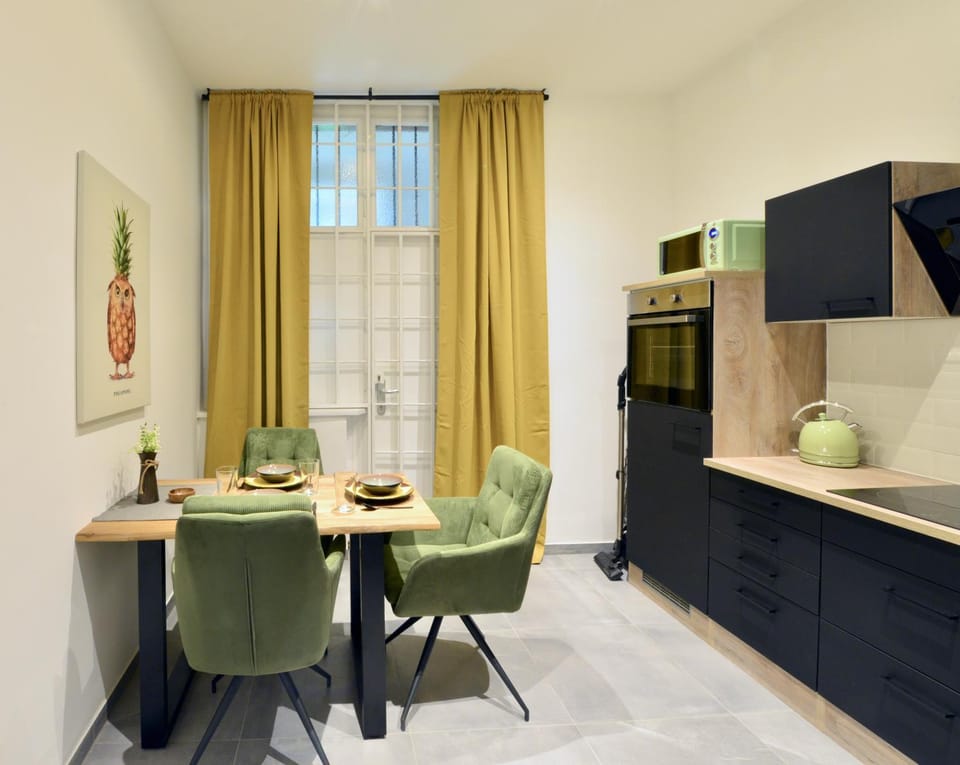 Urban Alley Apartment Apartment in Vienna