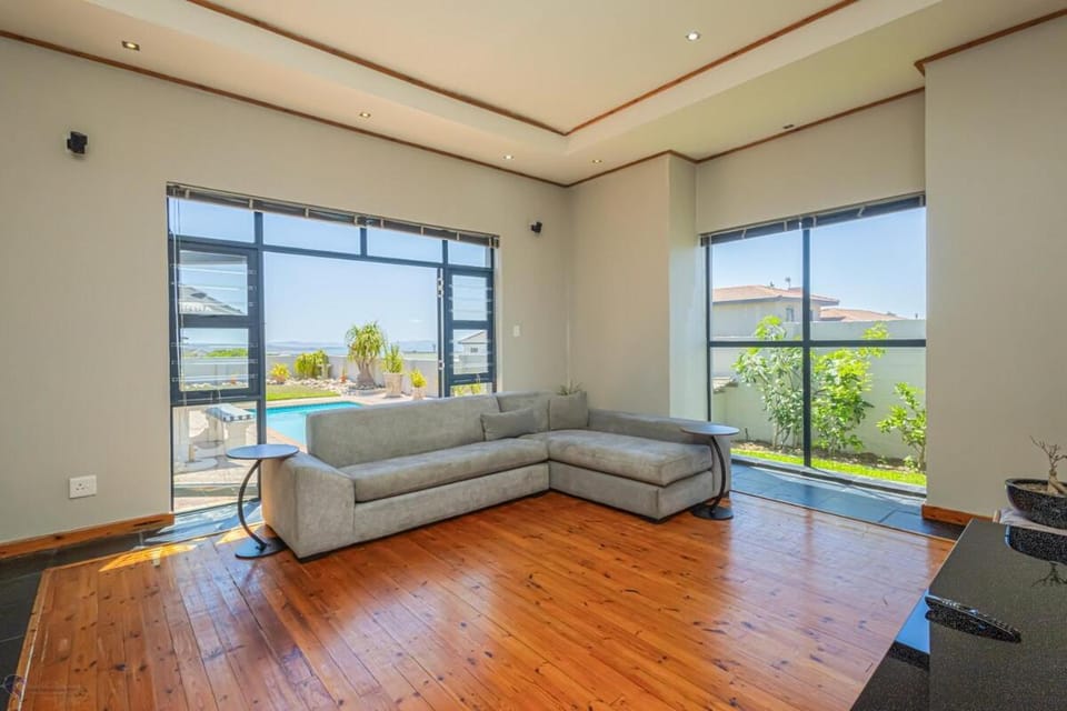 41 on Park Langebaan House in Western Cape