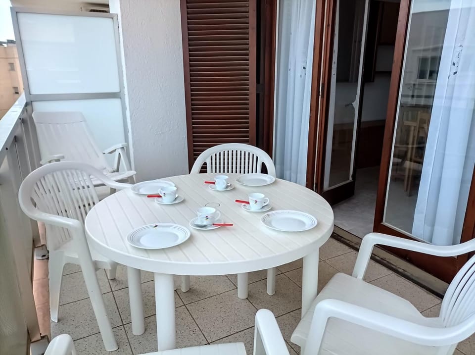 Miami APARTAMENTO MESTRES Apartment in Miami Platja