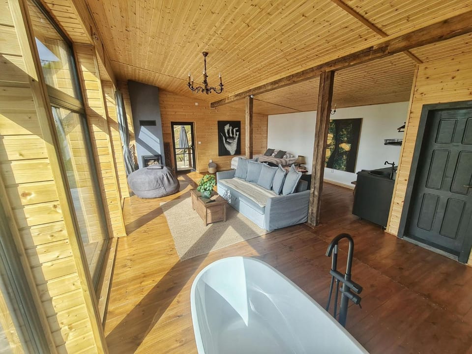Casa de pe Lac - La noi la munte Chalet in Cluj County