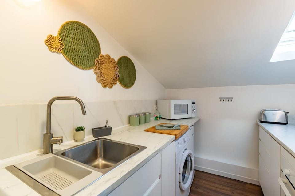 Les Toits de Roquelaine - Bright & cozy studio Apartment in Toulouse