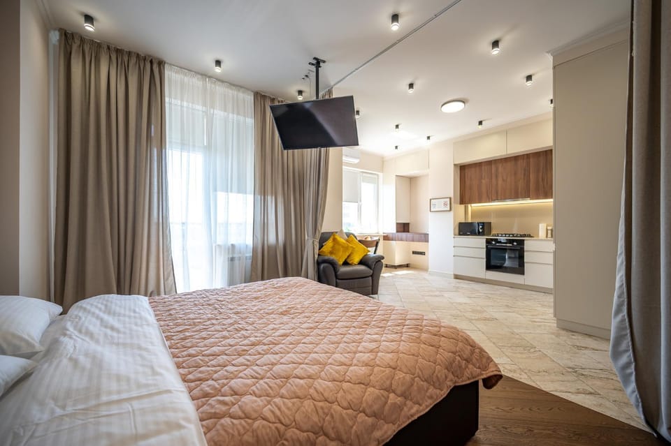 Bed, TV and multimedia, Balcony/Terrace, Photo of the whole room, air conditioner