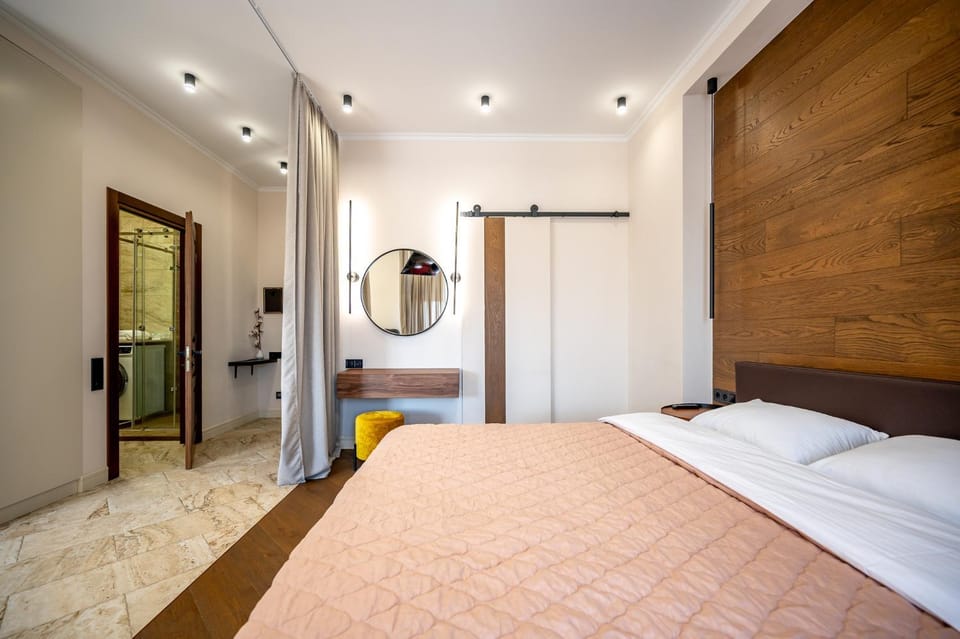 Photo of the whole room, Bedroom, furniture, air conditioner