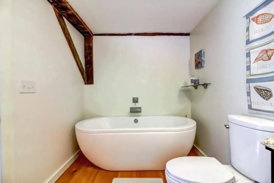 New Lovely Vermont Hamlet Home near Rock River House in Vermont
