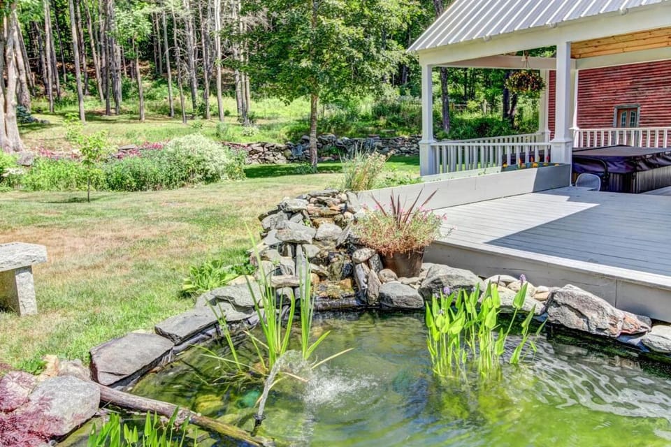 New Lovely Vermont Hamlet Home near Rock River House in Vermont