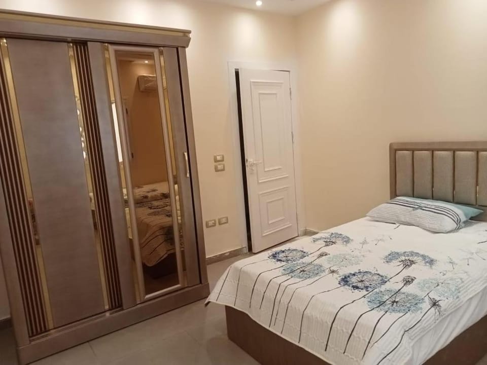 White Rose Apartment in New Cairo City
