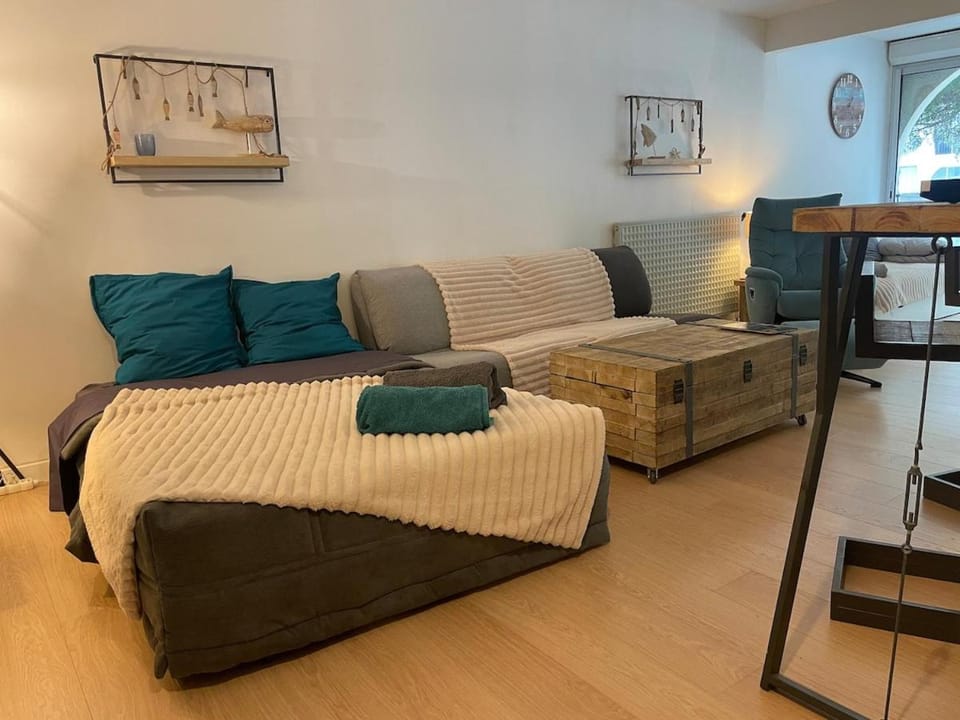 60 m2 - 6 people, 3-min walk to Azur beach Apartment in La Grande-Motte