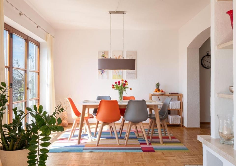 Ferienhaus La Perla - Ferienwohnung Seeperle mit Seesicht, offenem Wohnraum Apartment in Konstanz