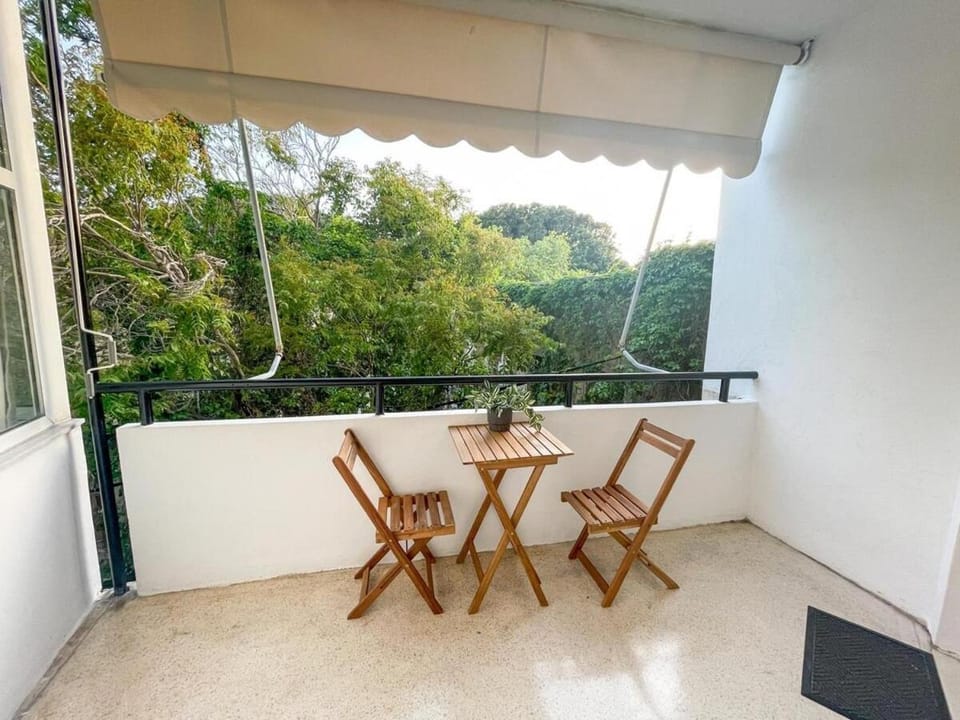 Gravity Downtown Balcony Studio Apartment in Rhodes
