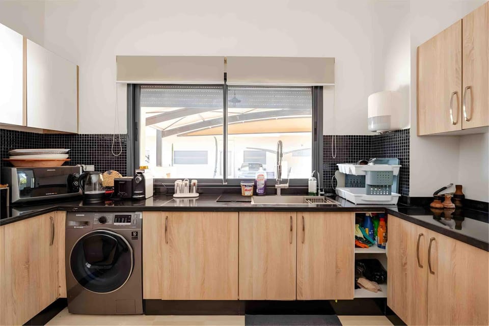 Coffee/tea facilities, Kitchen or kitchenette