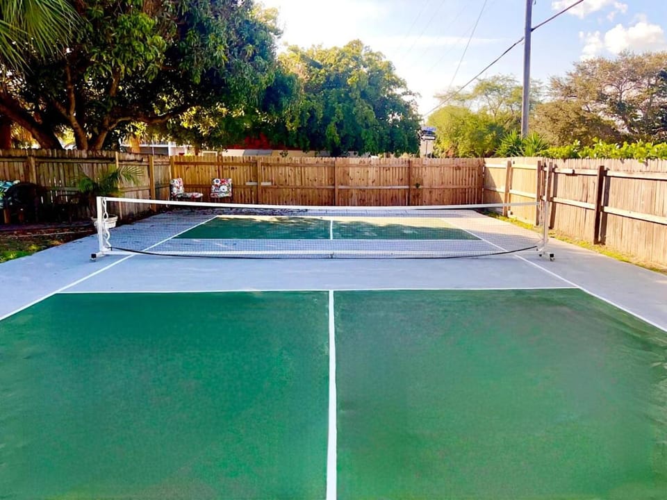 Tennis court