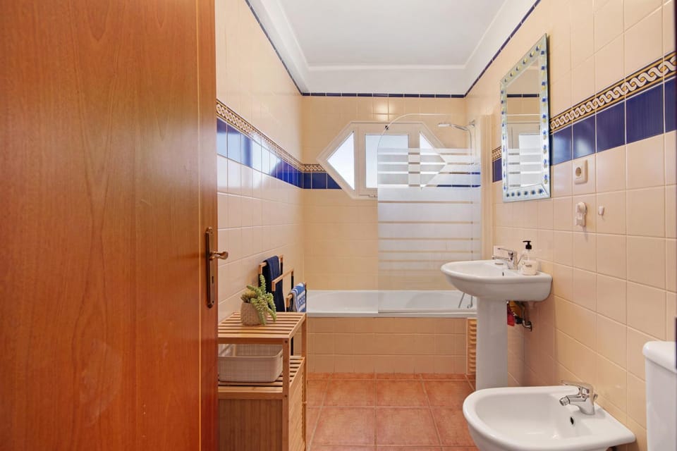 Bathroom, Living room