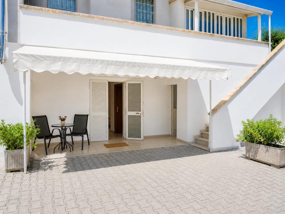 Property building, Patio