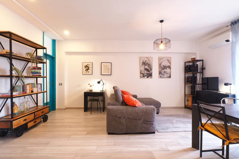 TV and multimedia, Living room, air conditioner