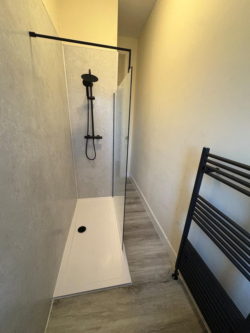 West End Traditional Flat with Free Parking Apartment in Glasgow