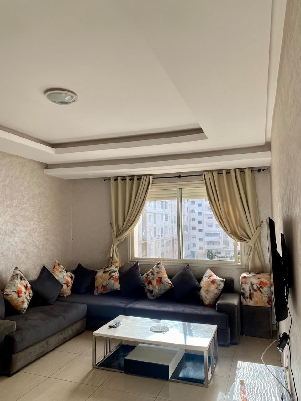 Chic City Escape with Pool, Walk to Everything! Apartment in Agadir
