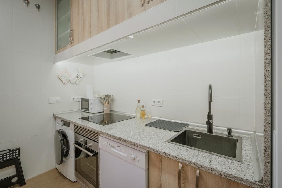 Kitchen or kitchenette, Living room