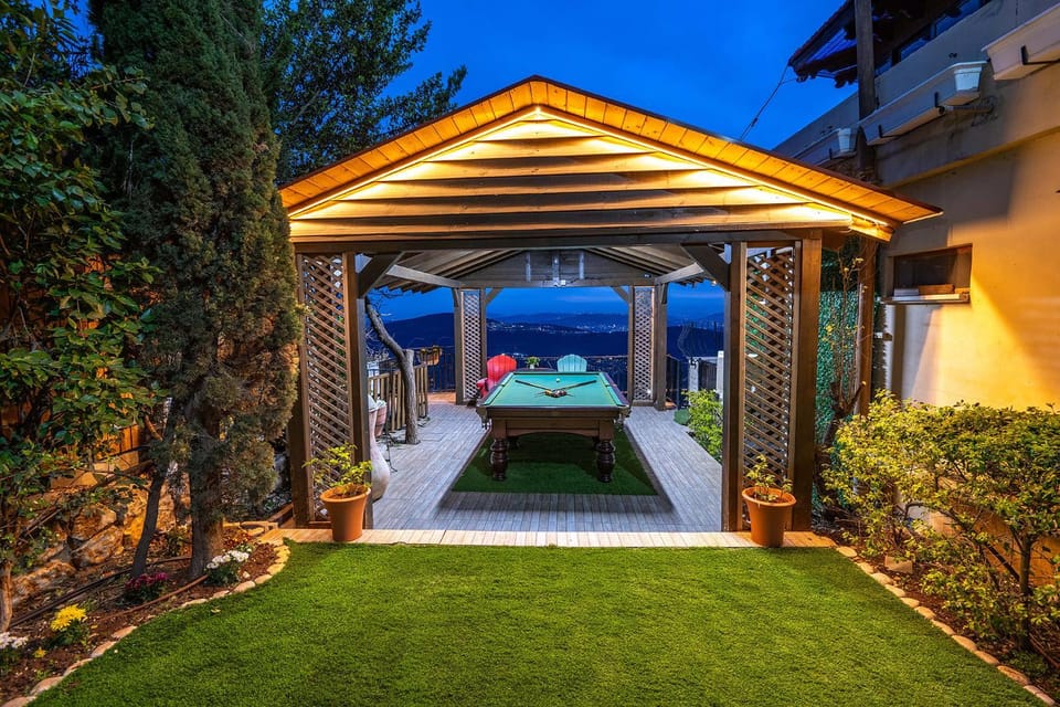 Patio, Billiard, Garden