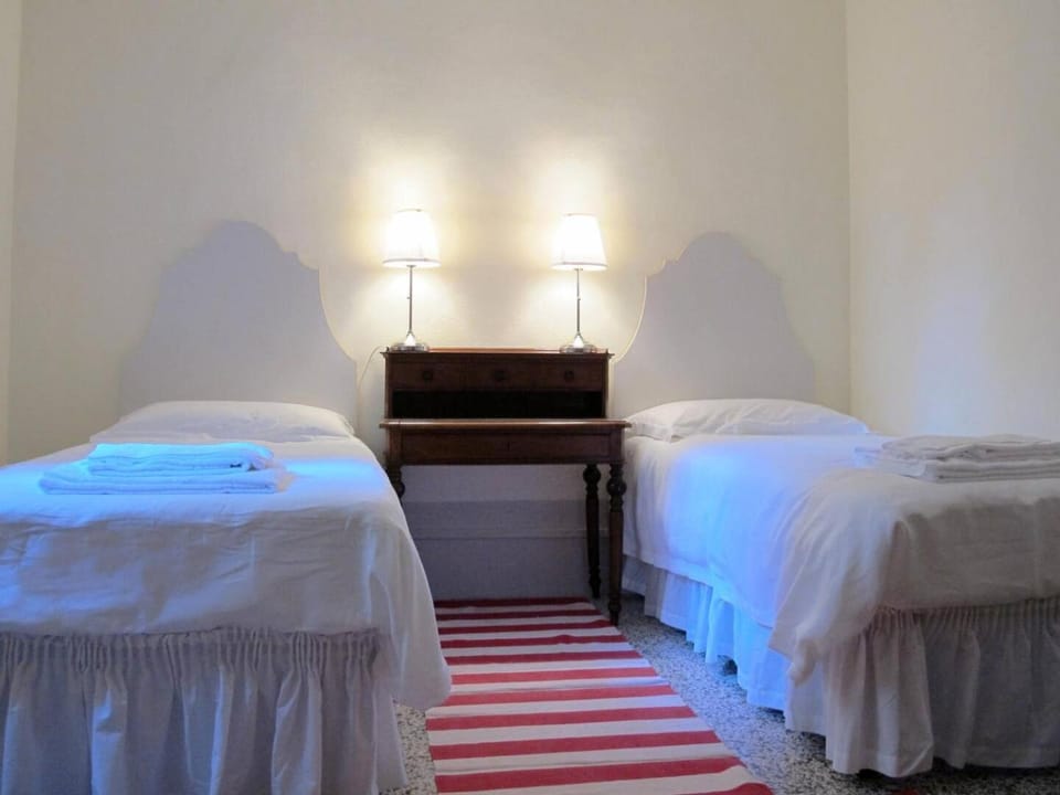 Castello Sonnino Farm Stay in Tuscany