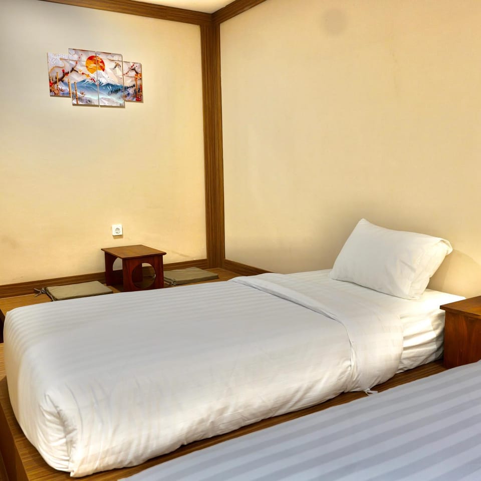 Bedroom, Family