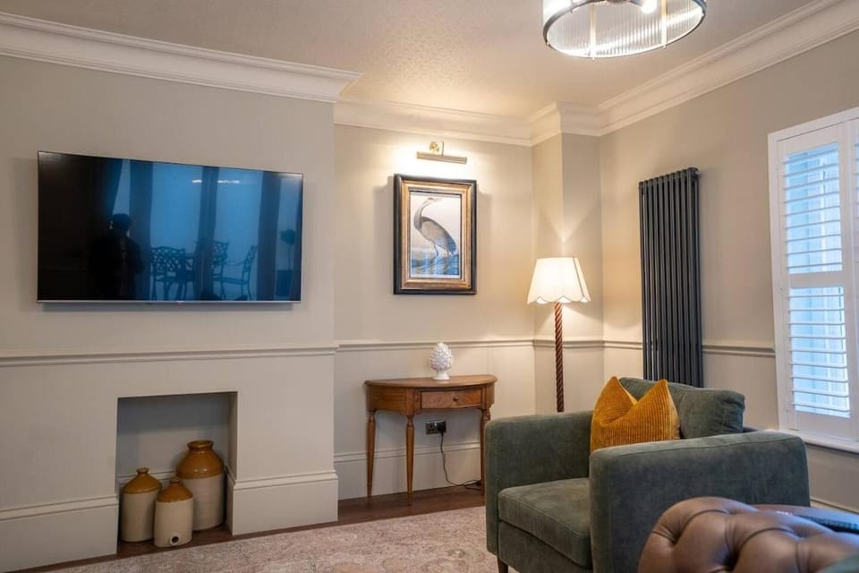 Pineapple Suites - Apartment 3 Apartment in Bristol