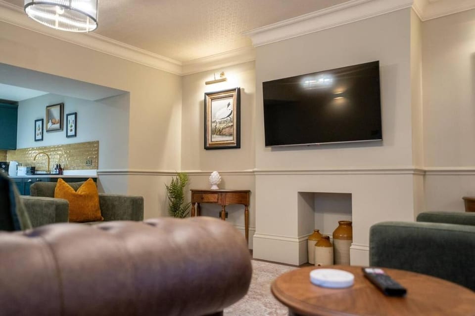 Pineapple Suites - Apartment 3 Apartment in Bristol