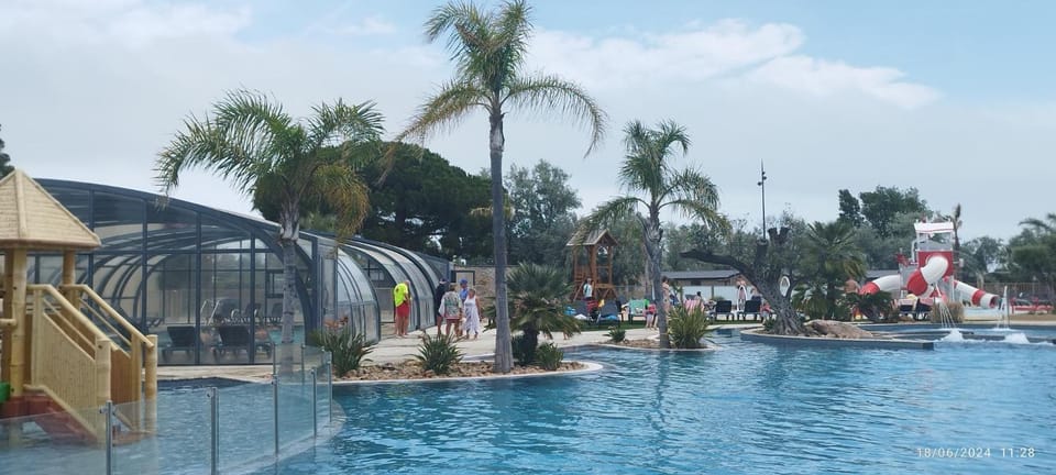 Swimming pool