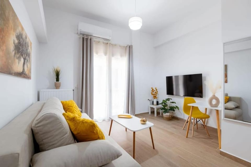 Four Seasons Luxurious Maisonette Apartment in Heraklion