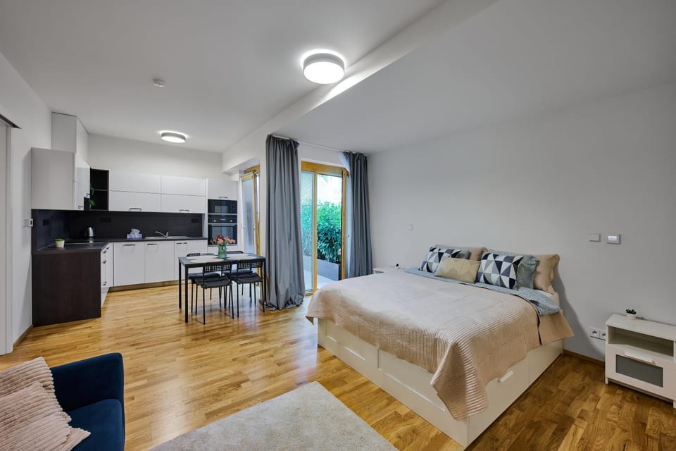 Residence Kobrova with free parking Apartment in Prague
