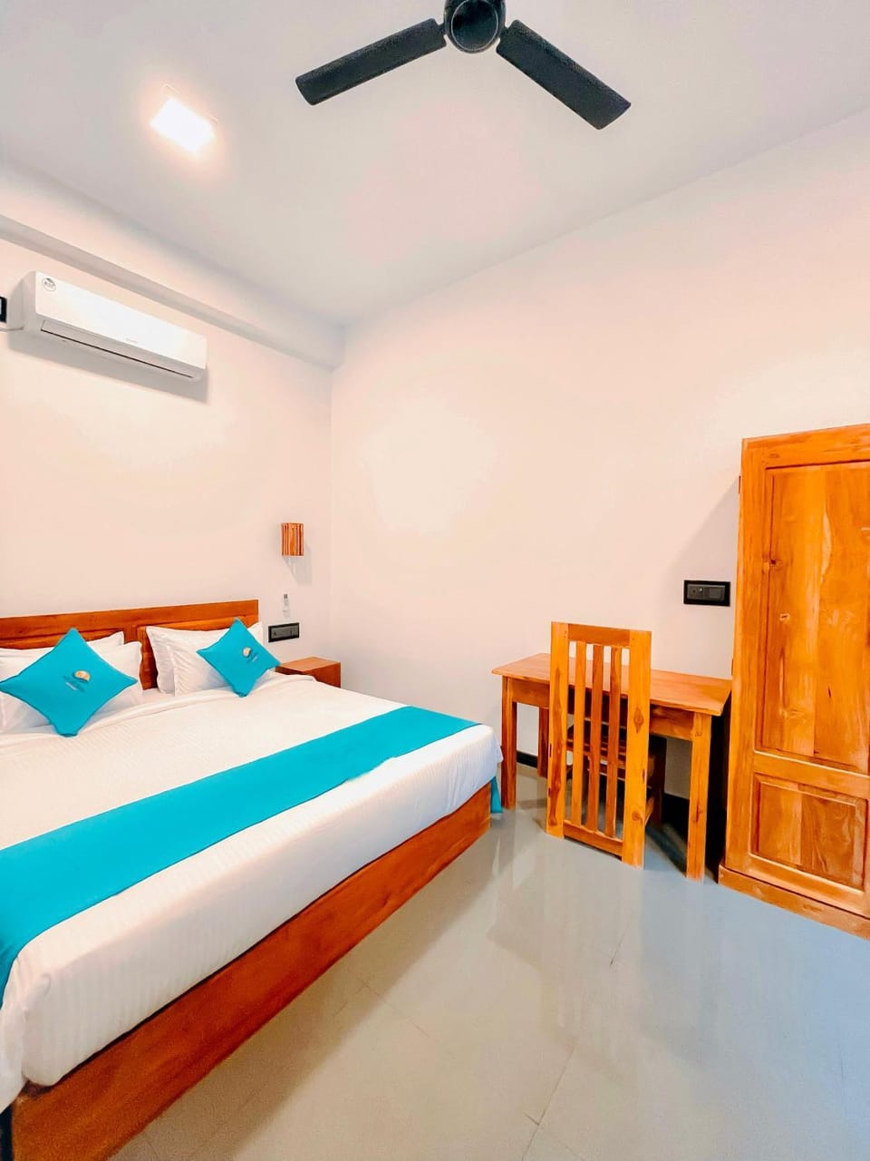 Peak Bay Resort Hotel in Sri Lanka