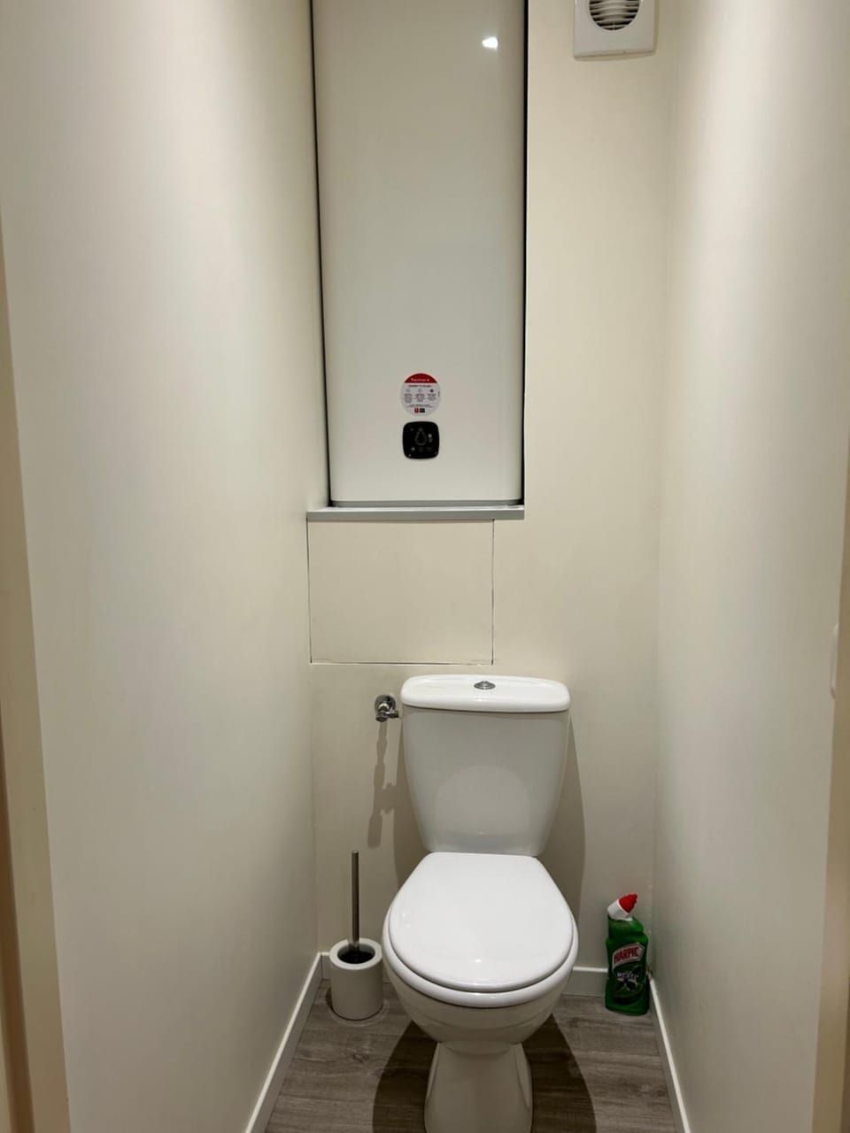 Toilet