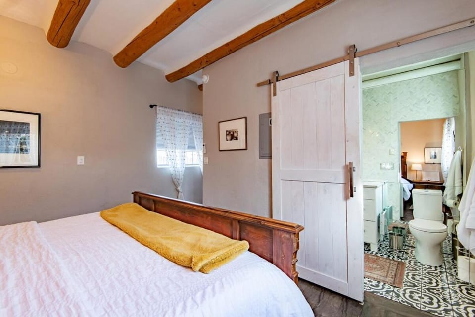Bathroom, Bedroom