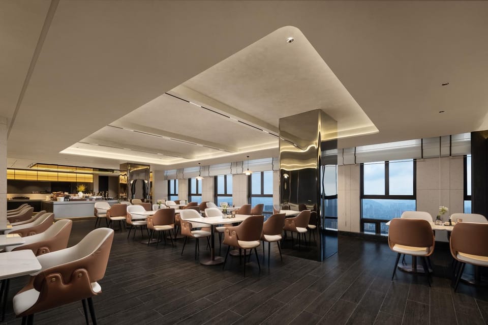 Restaurant/places to eat, Restaurant/places to eat