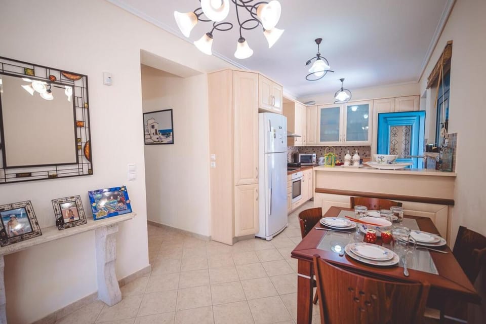 Villa Sapphire BeachFront Eretria Bed and Breakfast in Euboea