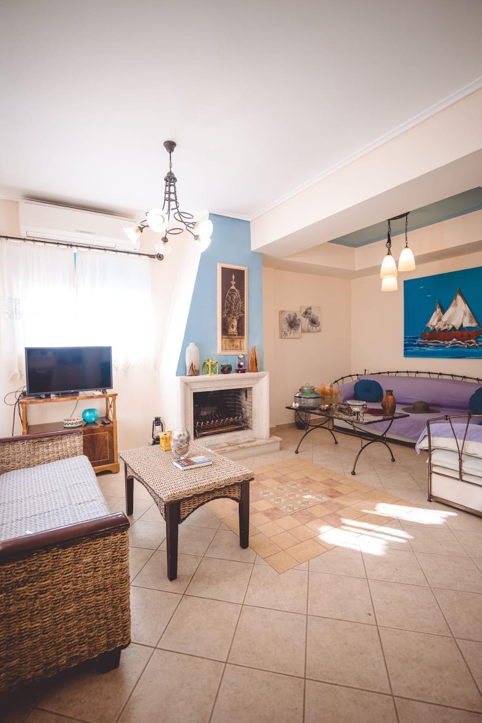 TV and multimedia, Living room, Seating area