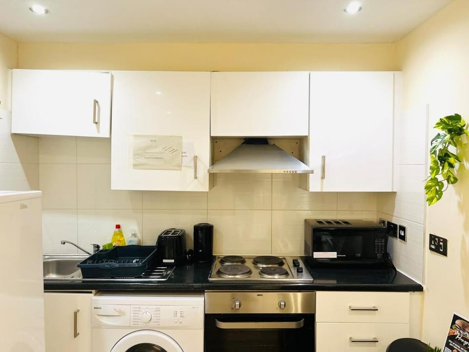 Beautiful one bedroom flat in central Location Apartment in London