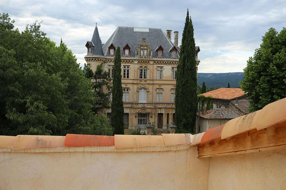 GitesLuberon 5 Apartment in Mallemort