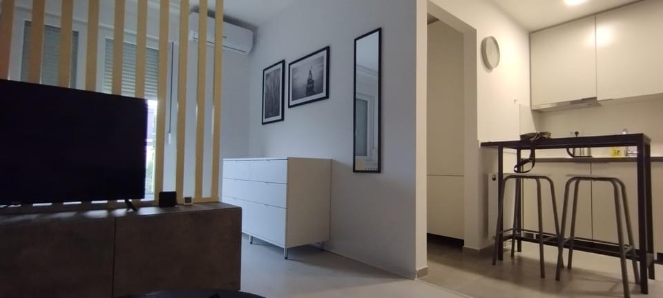 TV and multimedia, Photo of the whole room